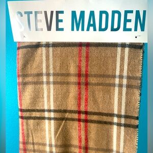 STEVE MADDEN SCARF - BRAND NEW